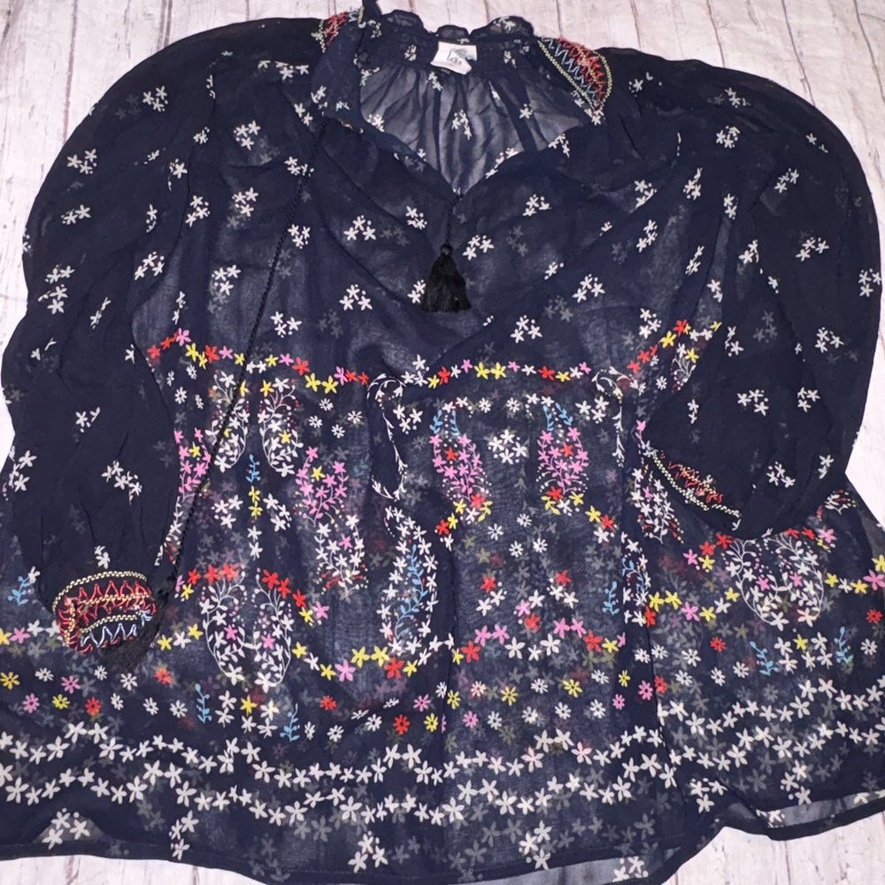 CAbi Blooming Balloon Sleeve floral embroidered tunic blouse M - Picture 4 of 8